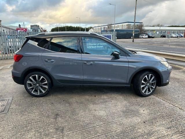 Used Seat Arona FR 115 HP (84 kW) 2024 Grey SUV