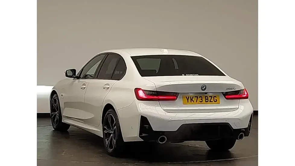 Used BMW 330 M Sport 288 HP (211 kW) 2024 White