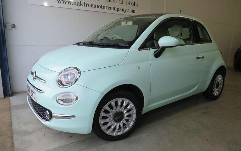 Used Fiat 500 Lounge 69 HP (50 kW) 2019 Hatchback