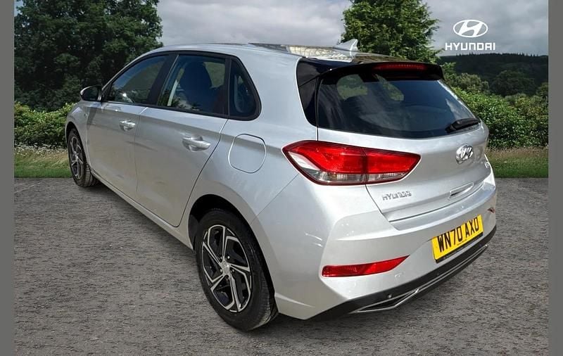 Used Hyundai i30 SE 117 HP (86 kW) 2020 Silver Hatchback