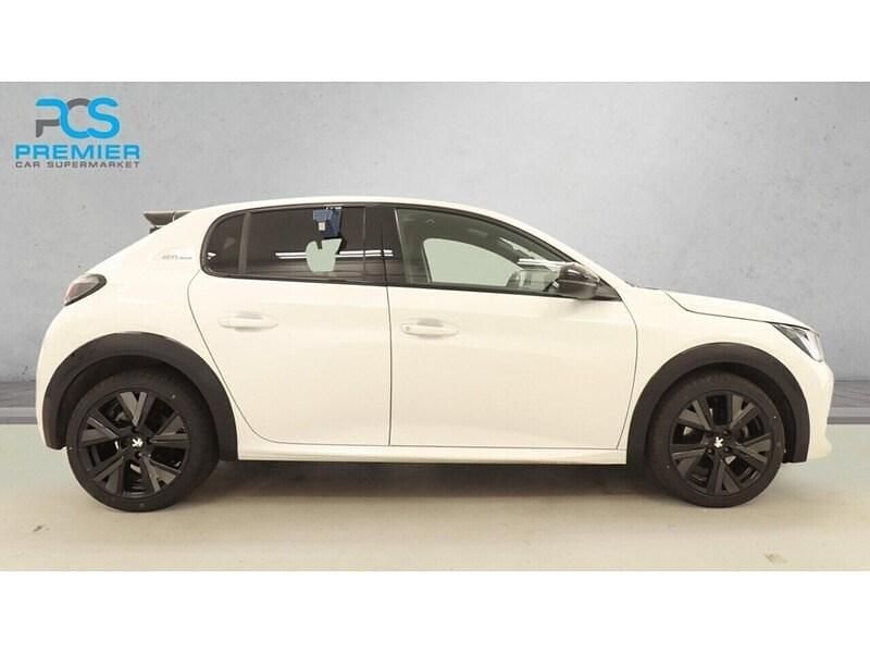 Used Peugeot 208 GT-line 2020 White Hatchback
