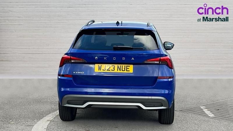 Used Skoda Kamiq SE Drive 95 HP (69 kW) 2023 Blue SUV