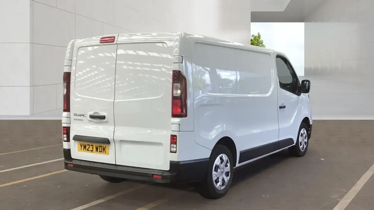 Used Renault Trafic 2023 White MPV