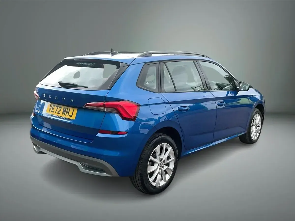 Used Skoda Kamiq SE 108 HP (79 kW) 2023 Race blue metallic SUV