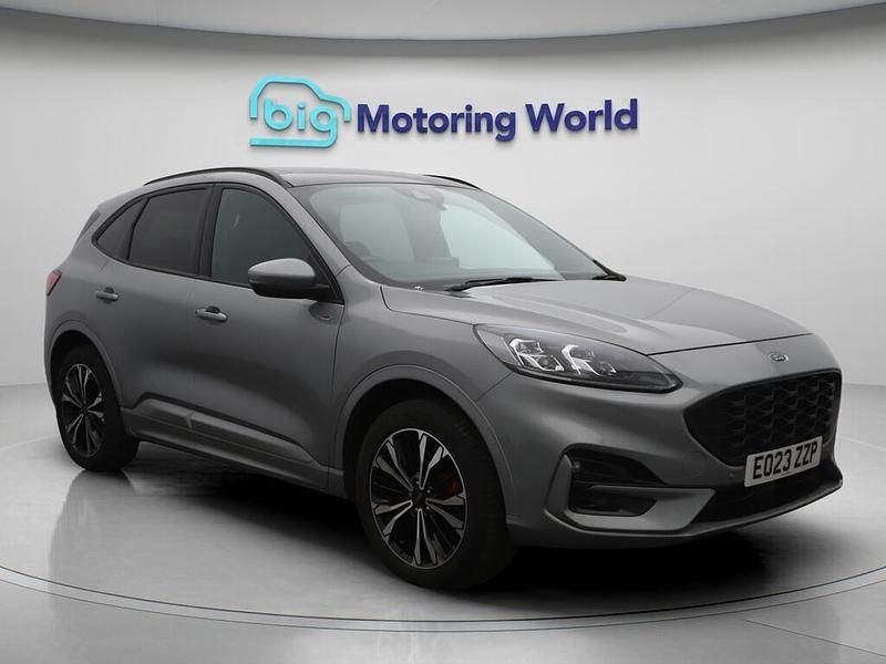 Silver Used 2023 Ford Kuga ST-Line X SUV | £17,000 (Good price) - Image 1/4