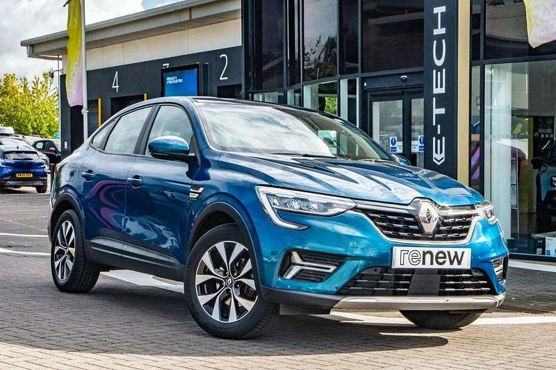 Blue Used 2022 Renault Arkana Iconic SUV | £15,695 (Fair price) - Image 1/4