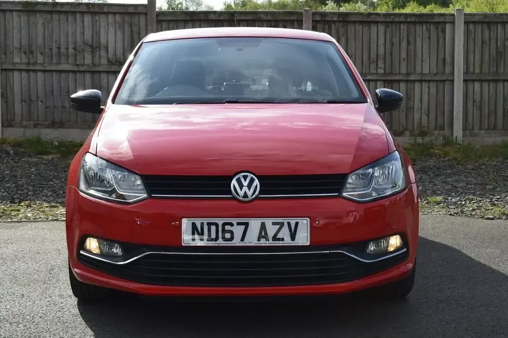 Usado VW Polo Beats 60 HP (44 kW) 2017 Vermelho Citadino