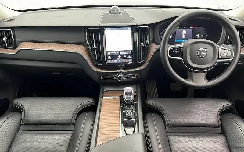 Used Volvo XC60 Ultimate 455 HP (334 kW) 2023 Blue SUV