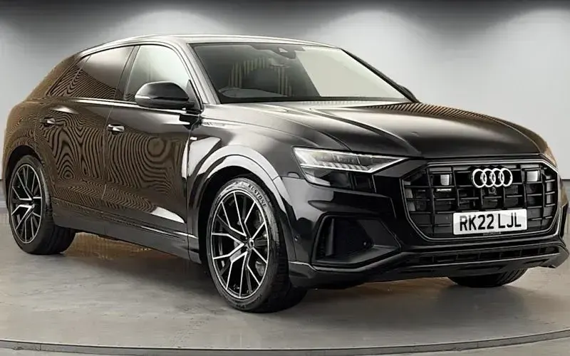 Begagnad Audi Q8 Black Edition 286 HK (210 kW) 2022 SUV