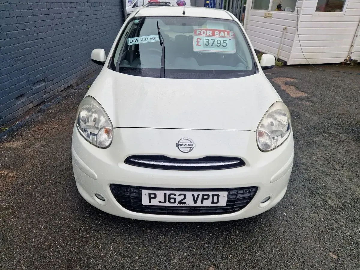 Used Nissan Micra Acenta 2013 White Hatchback