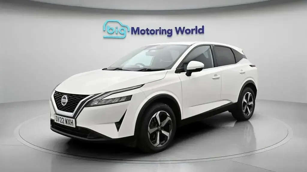 Used Nissan Qashqai N-Connecta 158 HP (116 kW) 2022 White SUV