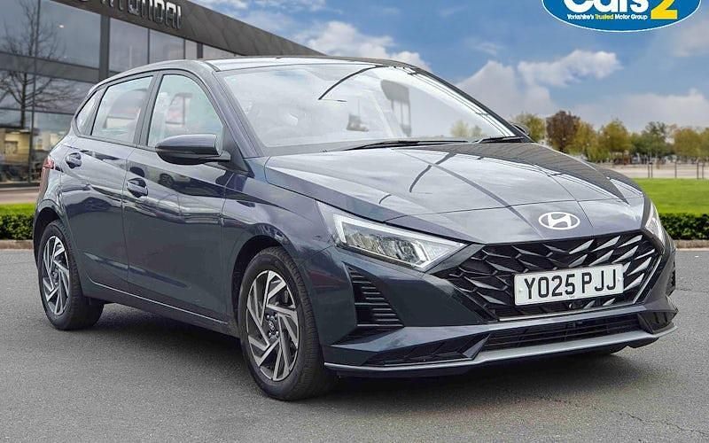 Grey New 2025 Hyundai i20 Advanced Hatchback | £19,995 (Good price) - Image 1/4