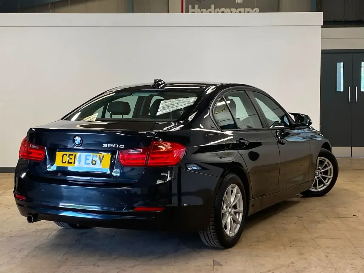 Used BMW 320 Efficient Dynamics 160 HP (117 kW) 2014 Black Sedan