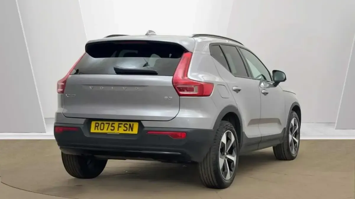 Used Volvo XC40 Plus 161 HP (118 kW) 2026 SUV