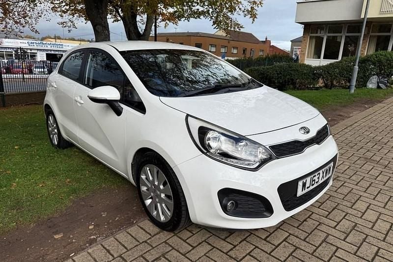 White Used 2013 Kia Rio Hatchback | £2,195 (Fair price) - Image 1/1