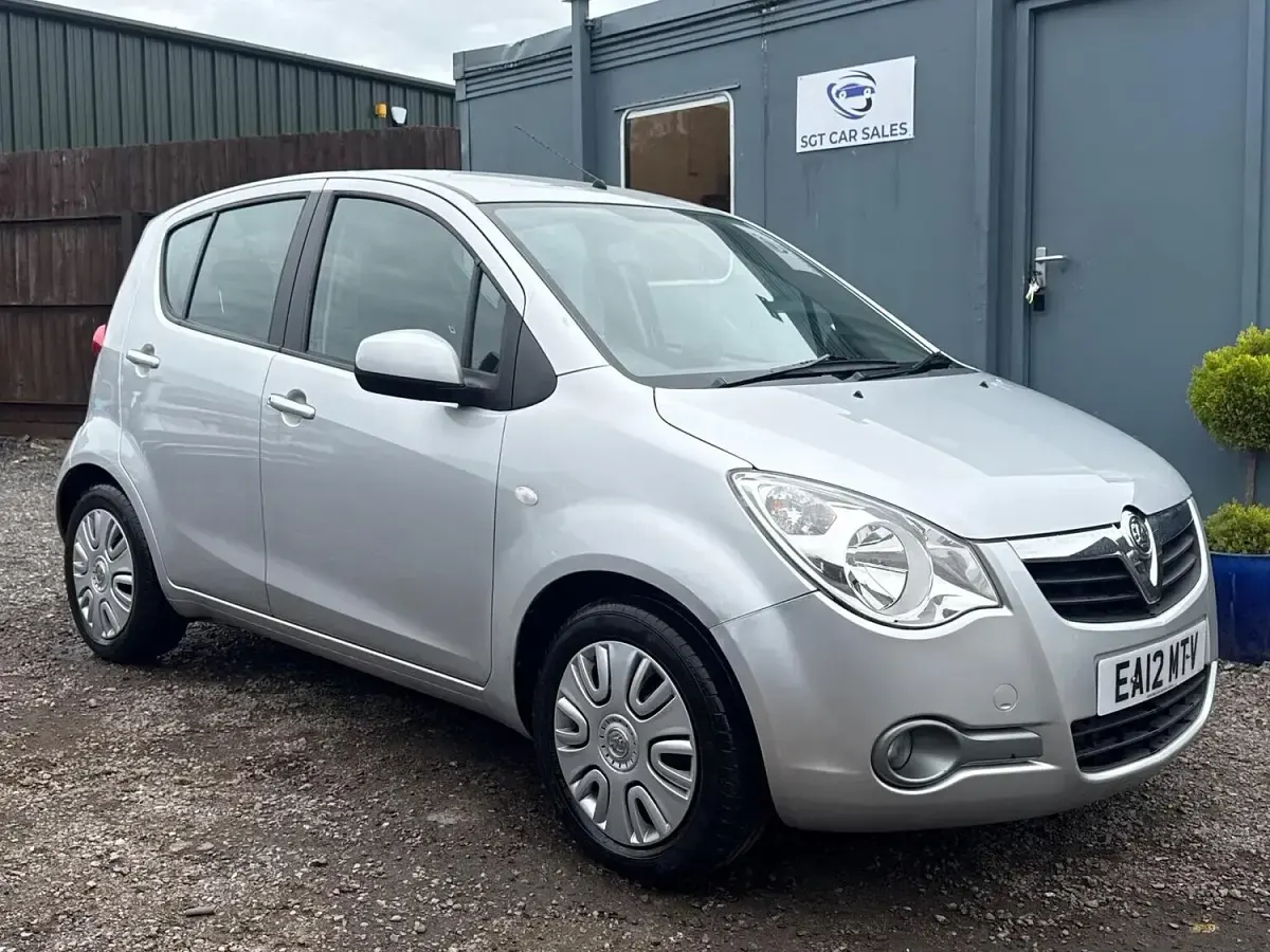 Used Vauxhall Agila S 68 HP (50 kW) 2012 Silver MPV