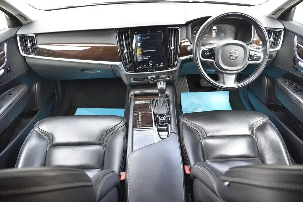 Used Volvo V90 Inscription 231 HP (169 kW) 2017 Grey Estate