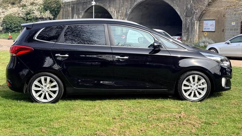 Used Kia Carens 134 HP (98 kW) 2014 Black MPV