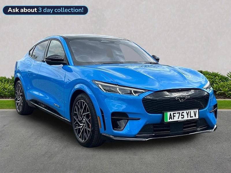 New Ford Mustang Extended Range 487 HP (358 kW) 2025 Blue Hatchback