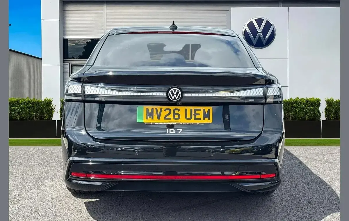 Used VW ID.7 Pro 210 kW (286 HP) 2026 Black Hatchback