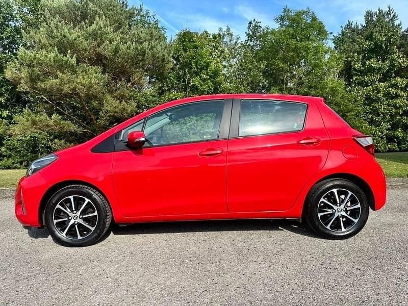 Used Toyota Yaris 2019 Red Hatchback
