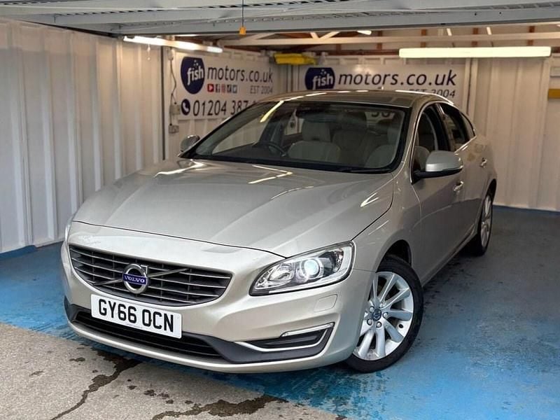 Used Volvo S60 SE Lux 190 HP (139 kW) 2016 Gold Sedan
