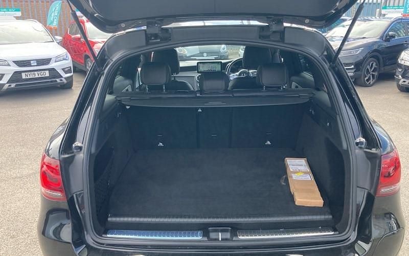 Used Mercedes GLC300e AMG Line Premium 306 HP (225 kW) 2022 Estate