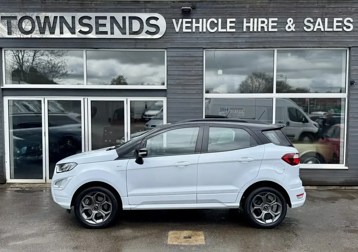 Usado Ford Ecosport ST-Line 125 CV (91 kW) 2018 Blanco SUV