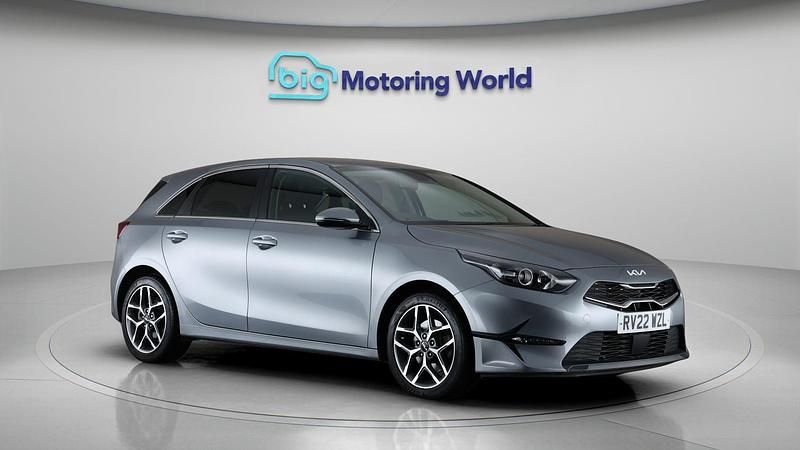 Used 2021 Kia Ceed 2 Hatchback | £13,900 (Fair price) - Image 1/4