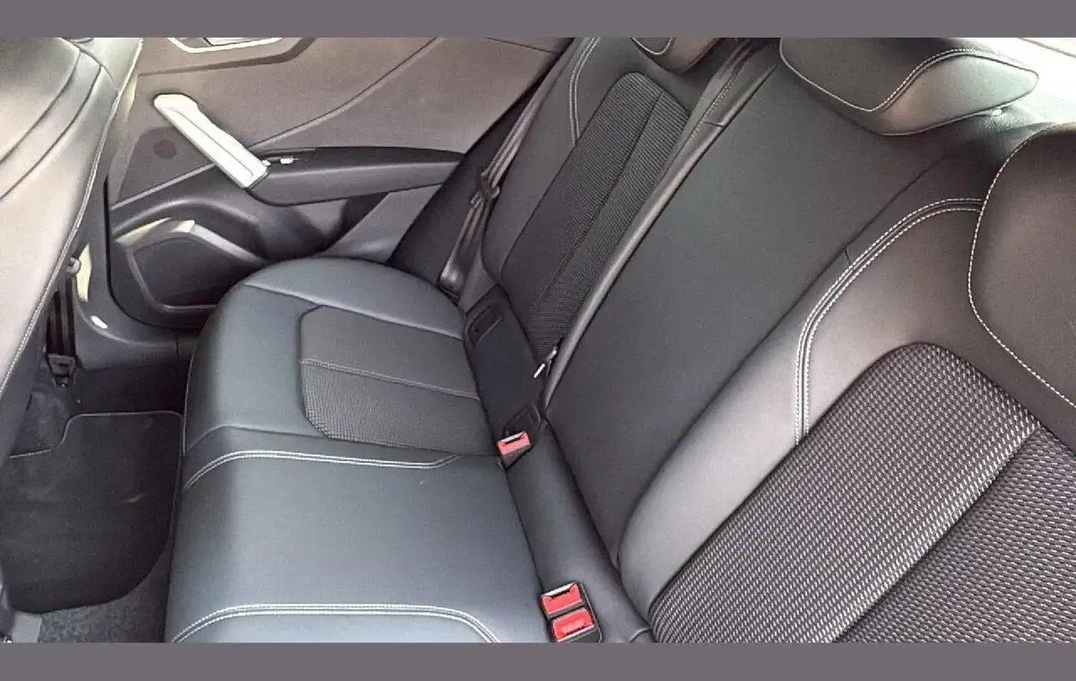 Used Audi Q2 S-Line 147 HP (108 kW) 2024 Grey SUV