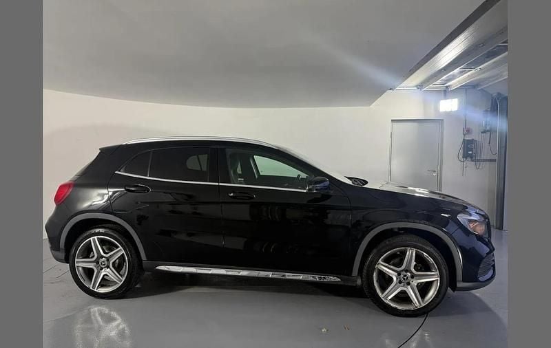 Used Mercedes GLA200 AMG line 134 HP (98 kW) 2018 Black SUV