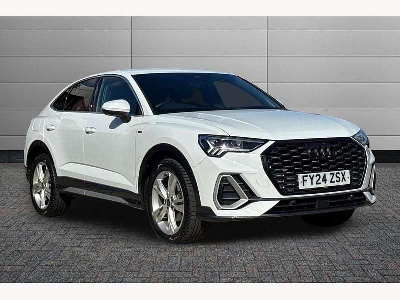 Glacier white Used 2024 Audi Q3 S-Line SUV | £32,095 (Fair price) - Image 1/4
