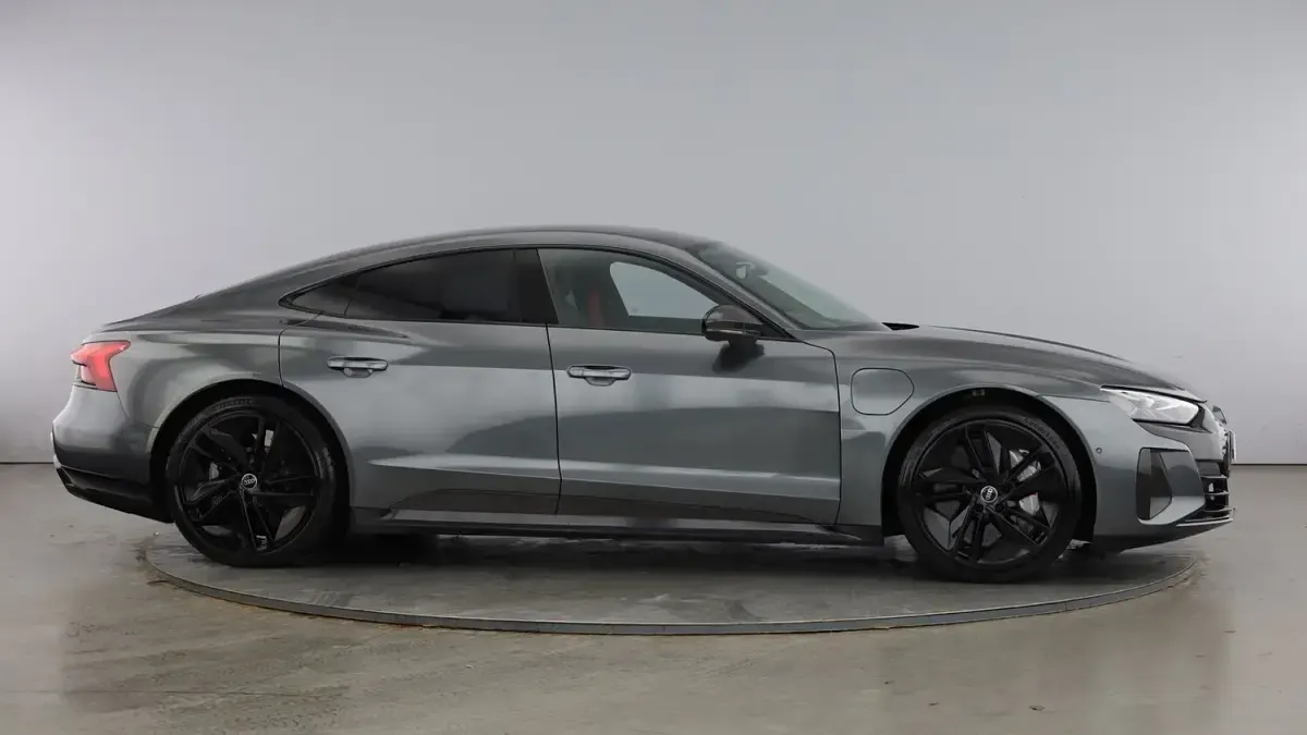 Used Audi RS e-tron GT Comfort 475 kW (646 HP) 2024 Grey Sedan