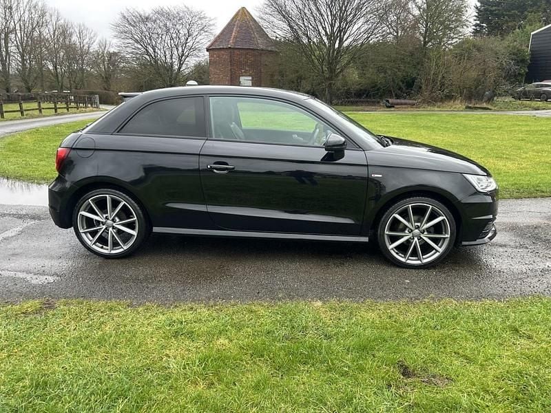 Used Audi A1 Black Edition 95 HP (69 kW) 2018 Black Hatchback