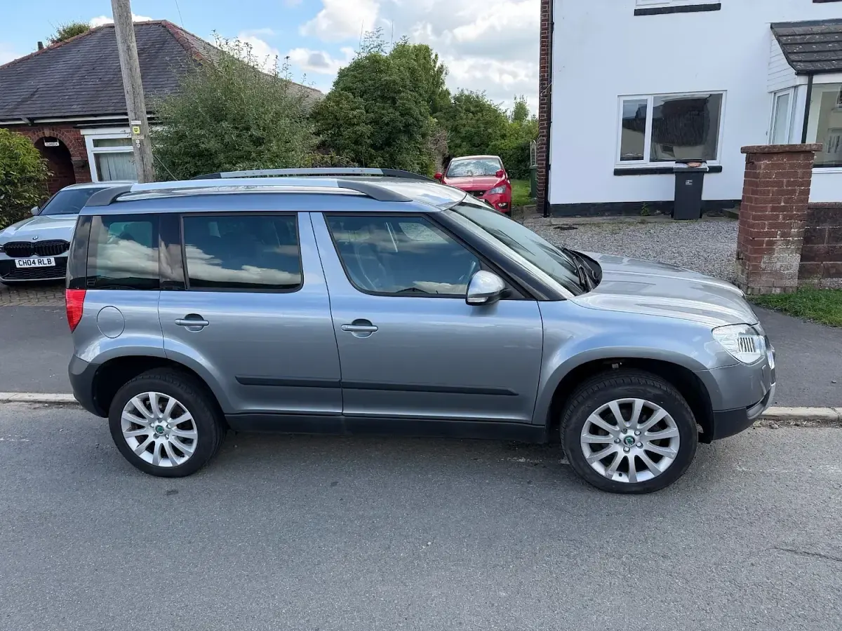 Used Skoda Yeti Elegance 138 HP (101 kW) 2012 Grey SUV