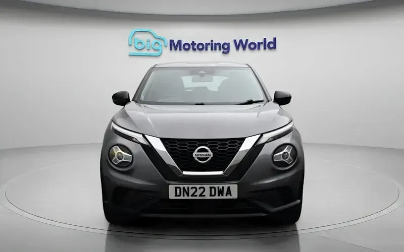 Used Nissan Juke Acenta 114 HP (83 kW) 2022 Grey SUV