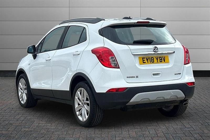 Used Vauxhall Mokka X Active 140 HP (102 kW) 2018 White SUV