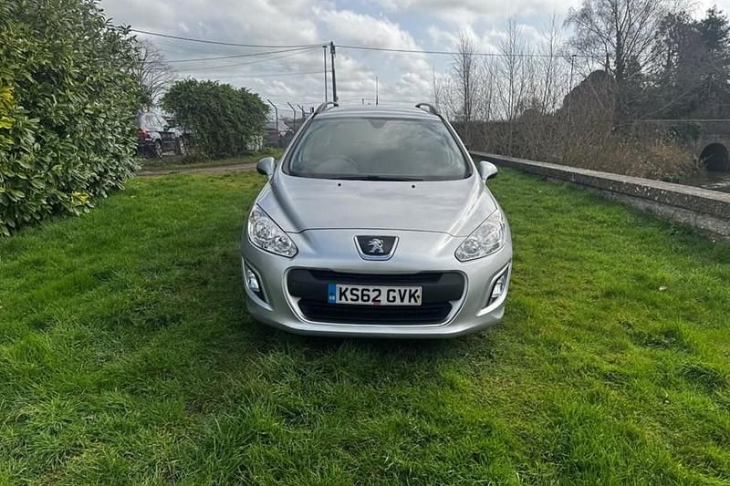 Used Peugeot 308 SW 92 HP (67 kW) 2013 Estate