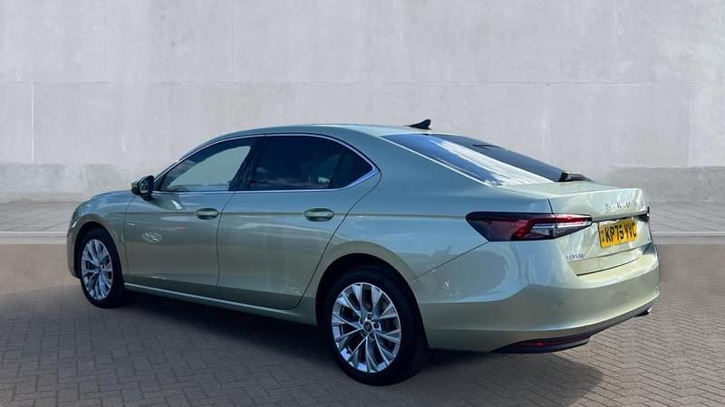 Used Skoda Superb SE L 193 HP (141 kW) 2025 Yellow Hatchback