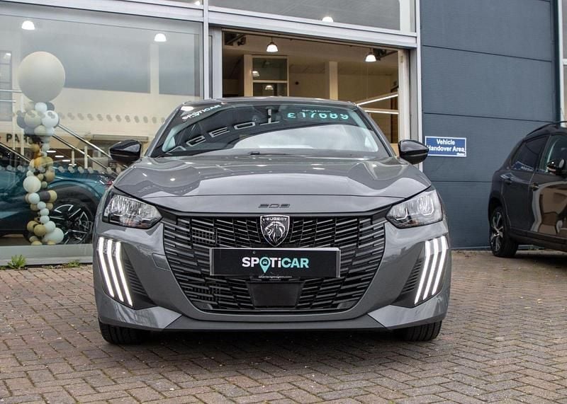 Used Peugeot 208 Allure 99 HP (72 kW) 2025 Grey Hatchback