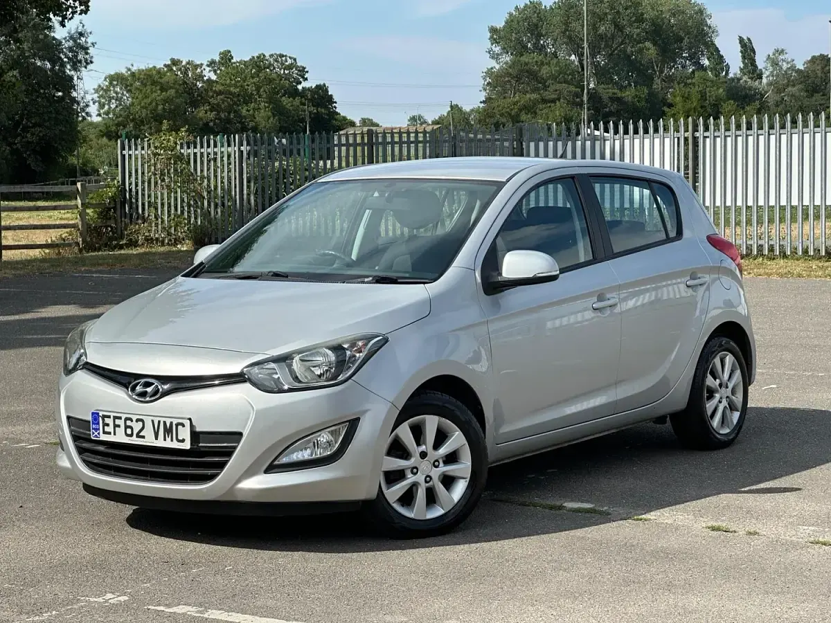 Used Hyundai i20 Active 2012 Silver Hatchback
