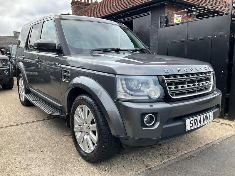 Grey Used 2014 Land Rover Discovery 4 S SUV | £10,990 (Good price) - Image 1/2