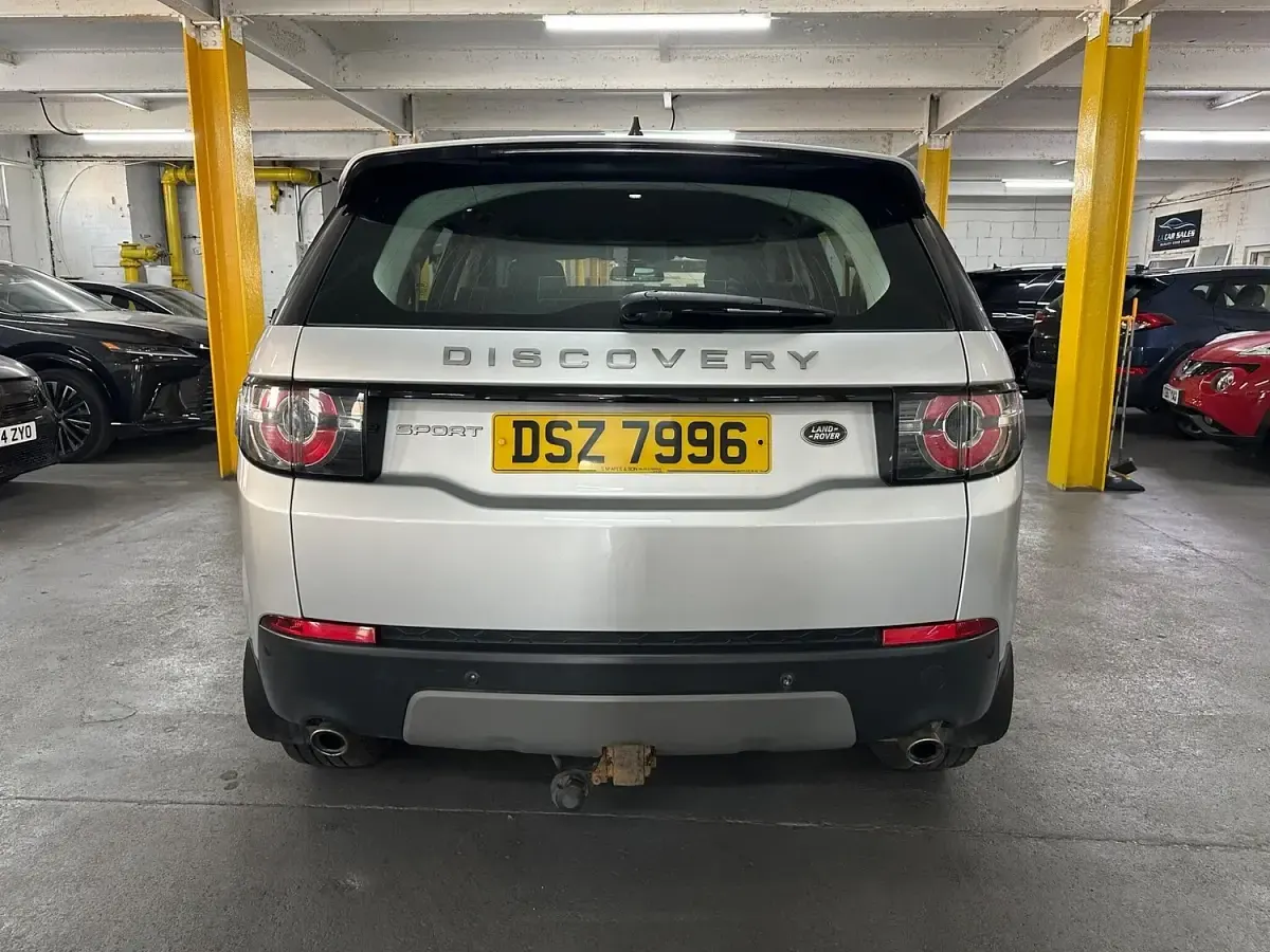Used Land Rover Discovery 4 SE 2016 Silver SUV