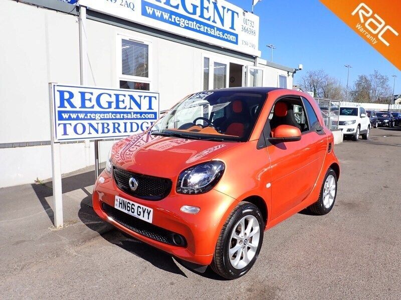 Orange Used 2016 Smart ForTwo Coupé Passion Coupe | £7,995 (Fair price) - Image 1/4
