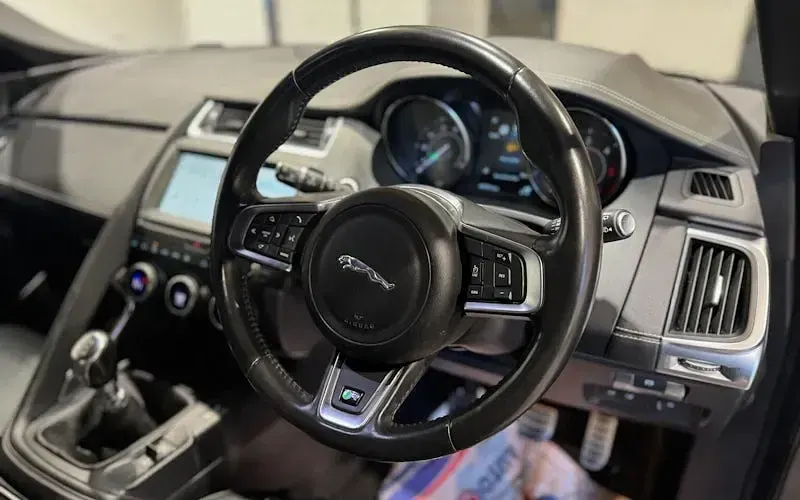 Used Jaguar E-Pace R-Dynamic 150 HP (110 kW) 2019 Black SUV