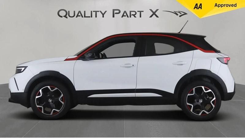 Used Vauxhall Mokka GS Line 130 HP (95 kW) 2022 White SUV