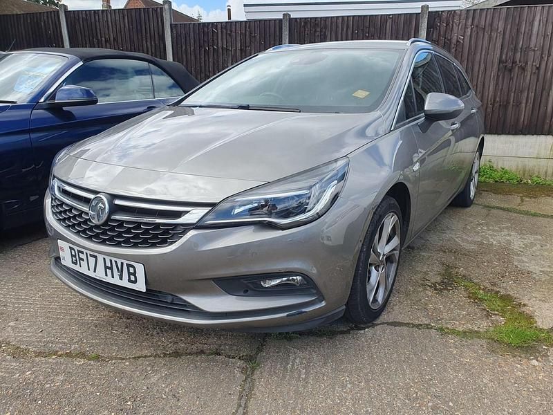Used Vauxhall Astra SRi 2017 Grey Estate