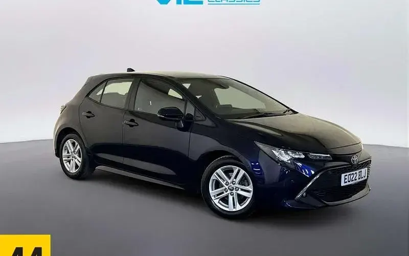 Used Toyota Corolla 122 HP (89 kW) 2022 Hatchback