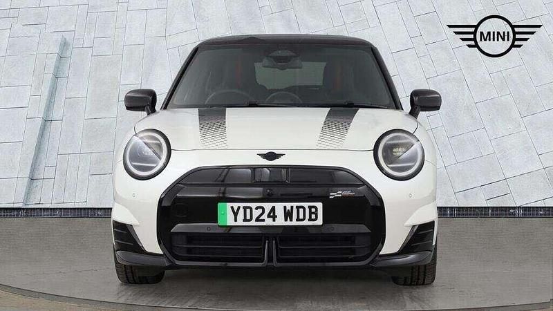 Używany Mini Cooper SE Hatch 158 kW (215 KM) 2024 Biały Hatchback
