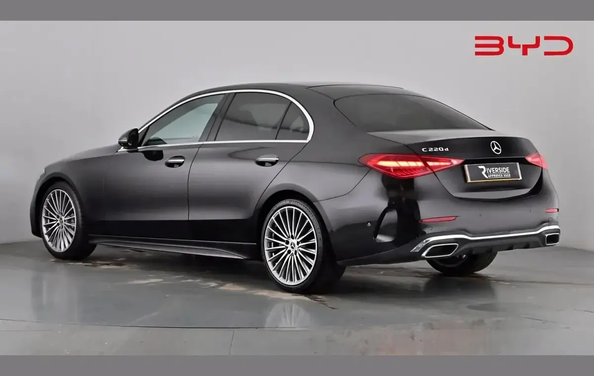 Used Mercedes C220 AMG Line Premium 200 HP (147 kW) 2022 Black Sedan